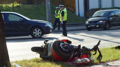 Droga M Czennik W Majdanka Zderzenie Skody Z Motorowerem S Objazdy