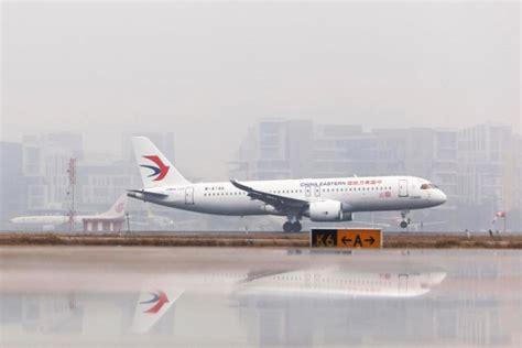 Bangkok Post China Makes First Delivery Of Homegrown Passenger Jet