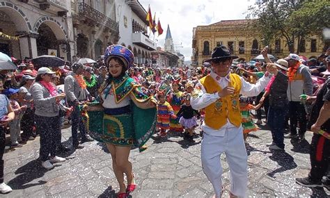 Con Caravana Y Desfile De Comparsas Se Iniciaron Las Fiestas De