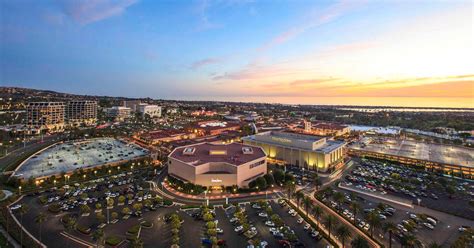 Fashion Island Hotel Newport Beach in Newport Beach, California