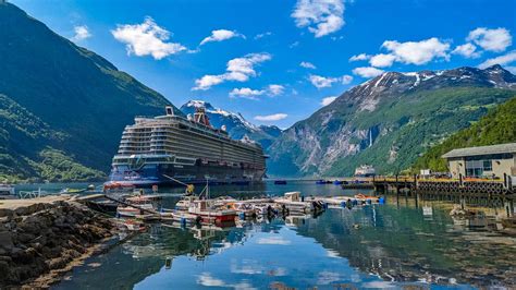 Reiseskildring Mein Schiff Norge Med Nordkapp Og Nordfjordeid Digiter