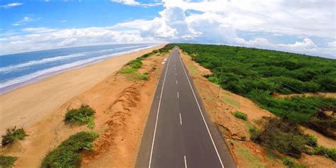 10 Best Road Trips Routes In India In 2021 Tourist Attractions And