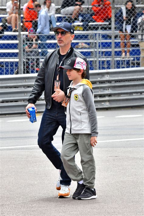 Photo Gad Elmaleh Et Son Fils Rapha L Durant Le Eme Monaco E Prix