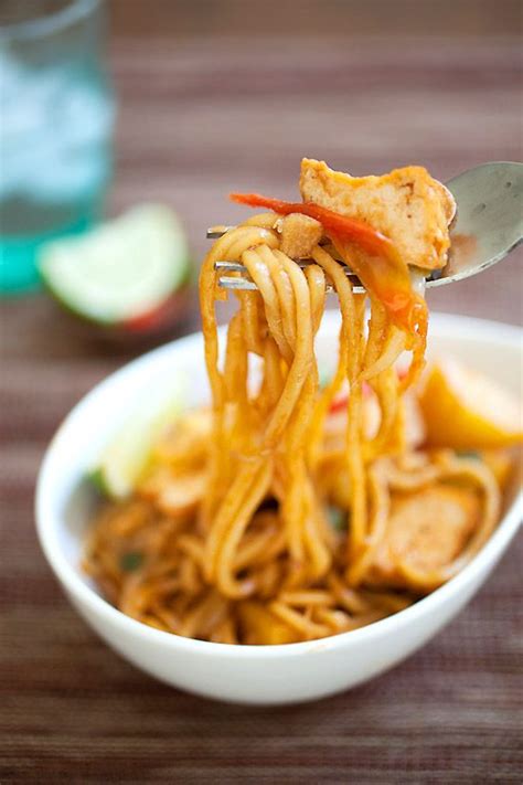 mi goreng soup recipe - Tim Ince