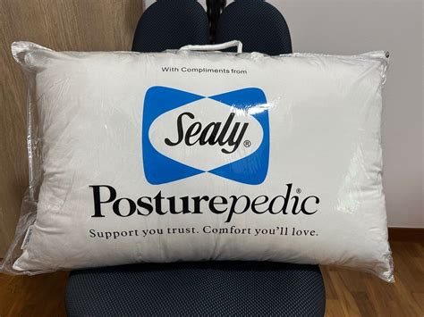 Sealy Posturepedic pillow, Furniture & Home Living, Bedding & Towels on ...