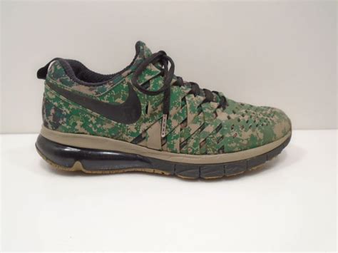 Sharp Mens Camouflage Nike Fingertrap Max Athletic Shoes Size Us 9