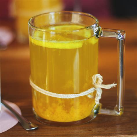DIY Hot Toddy For Cold Flu