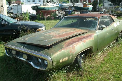 1971 Plymouth Satellite Sebring Parked For 40 Years Outside Looks Like