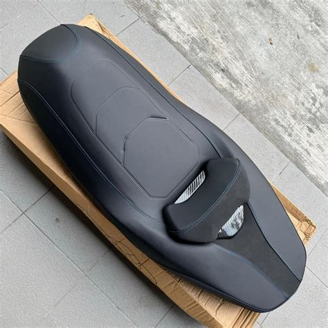 YAMAHA XMAX XMAX250 XMAX300 XMAX V2 EUROPE STYLE COMFORT SEAT PREMIUM