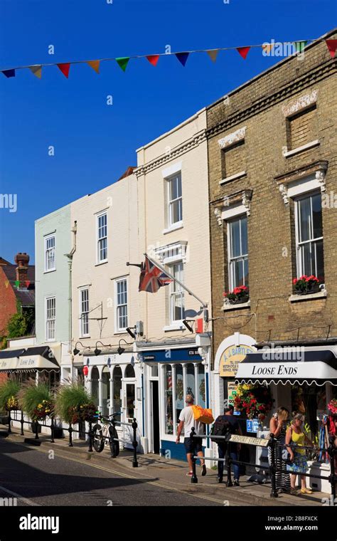 Lymington new forest town centre hi-res stock photography and images ...