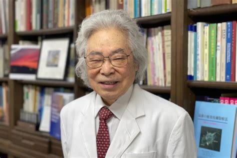 84歳現役医師が実践、肺を鍛えるための「深呼吸」 5年前から「サックス演奏」も開始｜newsポストセブン