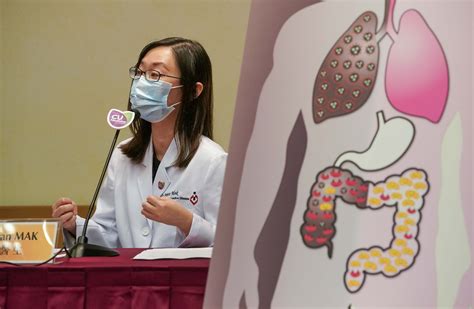 四成港人腸道微生態失衡情況與新冠患者類似 中大研發「微生態免疫力配方」證有效促進新冠患者康復 有望提升市民免疫力 香港中文大學傳訊及公共關係處