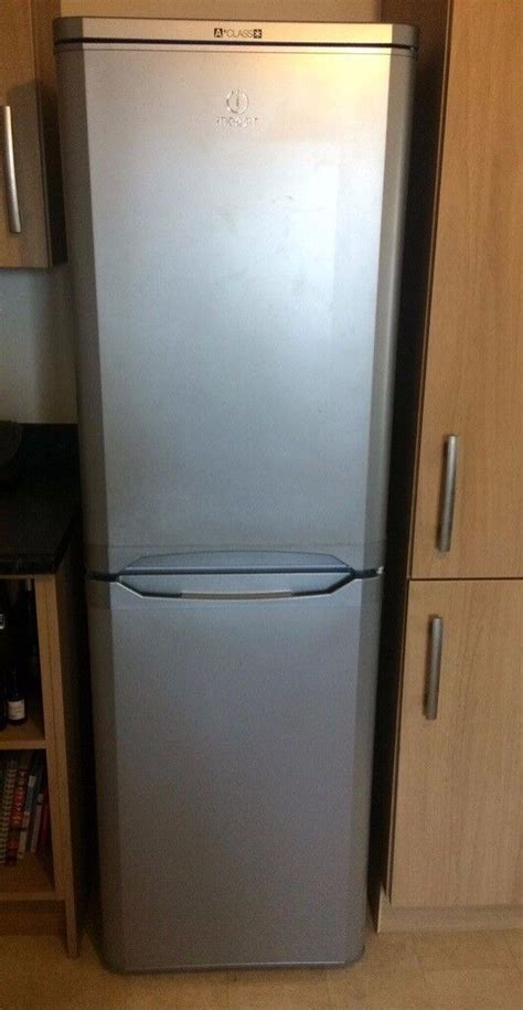 Grey Silver Indesit Fridge Freezer 2 Years Old No Damage Great Condition In Loughborough