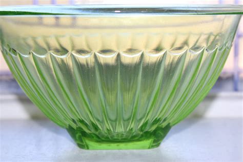 Green Depression Glass Ribbed Mixing Bowl Vintage 1930s