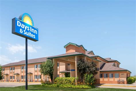 Days Inn & Suites by Wyndham Wichita | Wichita, KS Hotels