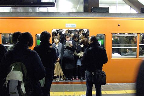 プジョー長崎 電車乗車率250％ってどういうこと？