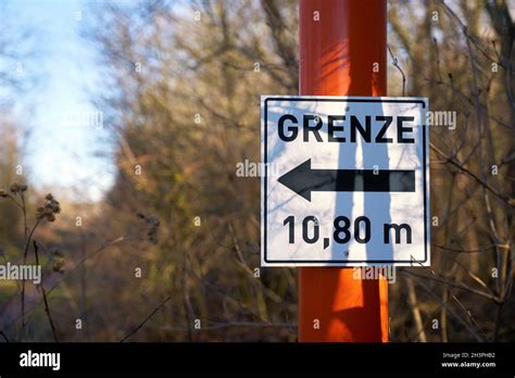 Panneau De Signalisation En Allemagne Banque De Photographies Et D