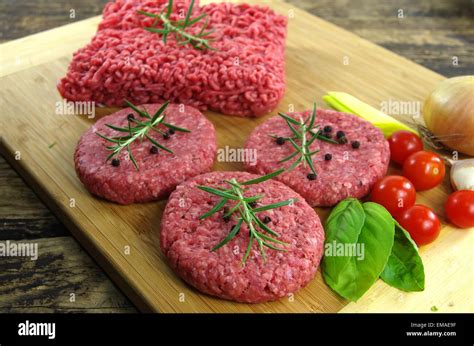 Raw Beef Burger Hi Res Stock Photography And Images Alamy