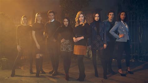 “Pretty Little Liars: The Perfectionists” Stars Team Up for Virtual ...