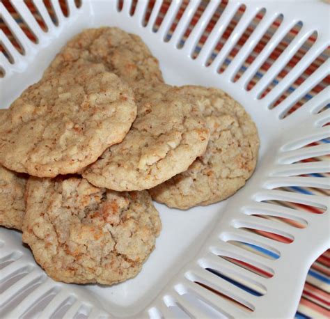 Your New Obsession: Mexican Sweet and Salty Cornflake Crunch Cookies