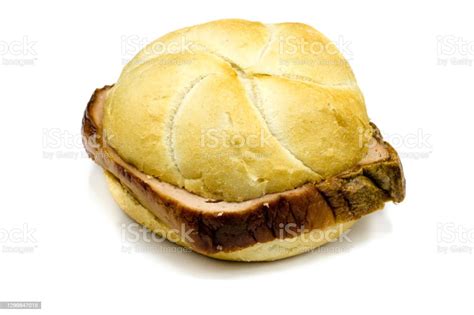 Leberkäse Brötchen Isoliert Auf Weißem Hintergrund Stockfoto Und Mehr