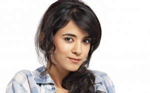 Saba Azad - Biography, Height & Life Story | Super Stars Bio