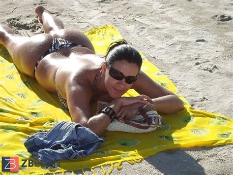 GOSTOSAS BRASILEIRAS NA PRAIA ZB Porn