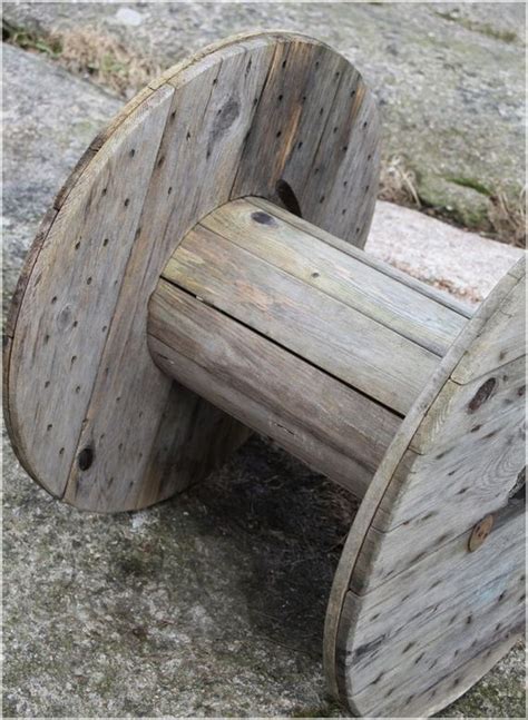 diy cable spool table cool coffee table   living room thblog