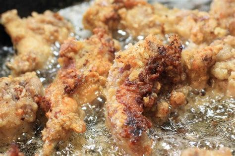 Buttermilk Fried Squirrel With Southern Gravy Recipe In 2020 Meat