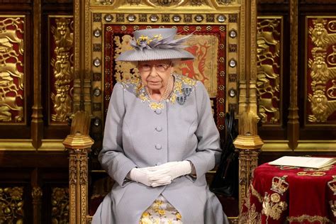 Queen Elizabeth Feiert Thronjubil Um Wichtige Momente Ihrer