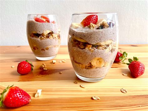 Vegan Parfait Cups Strawberry Banana Chia Seed Parfait Yum Vegan