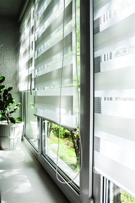 Римские шторы на лоджии интерьер (31 фото) - красивые картинки и HD фото