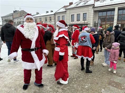 Świąteczne atrakcje w Koninie Jarmark na placu Zamkowym i w synagodze