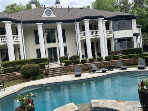 Beautiful Atlanta Mansion | Rent this location on Giggster