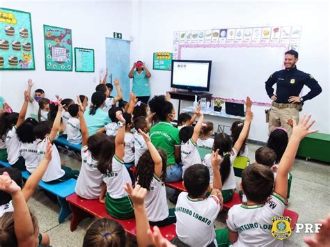 Em Ariquemes Ro Prf Realiza Palestra Para Crian As Do Centro