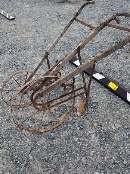 *NO STORAGE* 2 Antique Cultivators - Dixon's Auction at Crumpton