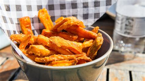 Como fazer batata doce na airfryer CenárioMT