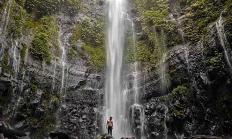 Destinasi Wisata Air Terjun Curug Terdekat Dari Jakarta