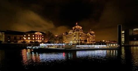 Berlin Croisière nocturne de 2 heures sur la Spree en hiver