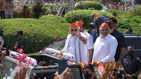 Day After BJPs Big Sweep In 4 States PM Modi Holds Mega Roadshow In