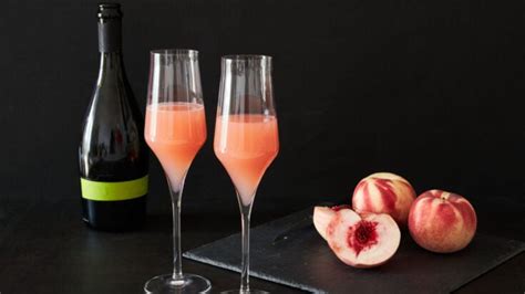 20 Best Sparkling Wine Cocktails to Drink