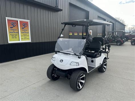 2024 EVOLUTION CLASSIC 4 PLUS LITHIUM 48V Golf Cart 4 SEATER LOADED