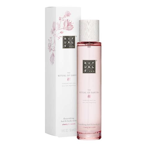 The Ritual of Sakura Bed and Body Mist Brume lègère pour le corps et