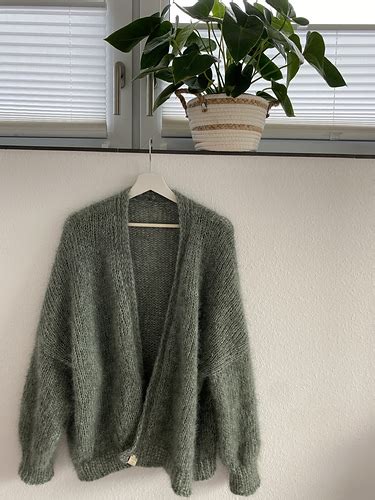 Ravelry JONA Cardigan Pattern By Tanja Koenigs