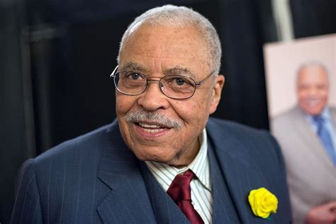 James Earl Jones Voz Icônica De Darth Vader Em Star Wars Morre Aos