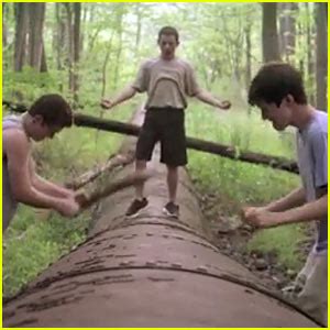 Nick Robinson & Moises Arias: ‘Kings of Summer’ Teaser Trailer ...