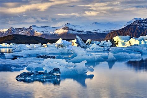 Exploring Iceland in March: Weather, Activities, and Tips | Temperatures