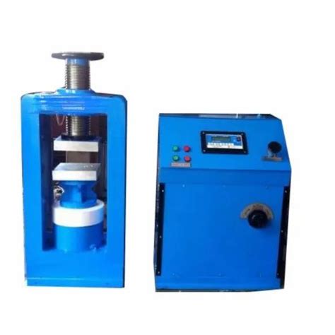 Digital Compression Testing Machine Capacity 2000 Kn At Rs 70000 In