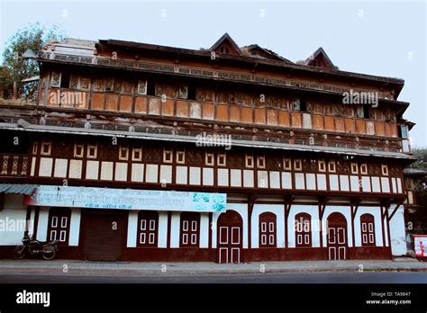 Old house on Pune street, Camp, Pune, Maharashtra Stock Photo - Alamy