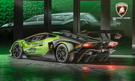 Track-Ready Lamborghini Essenza SCV12 Debuts - autoNXT.net